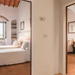 Anguria Fratta Garden Apartments, Shared Pool, Close To 公寓
