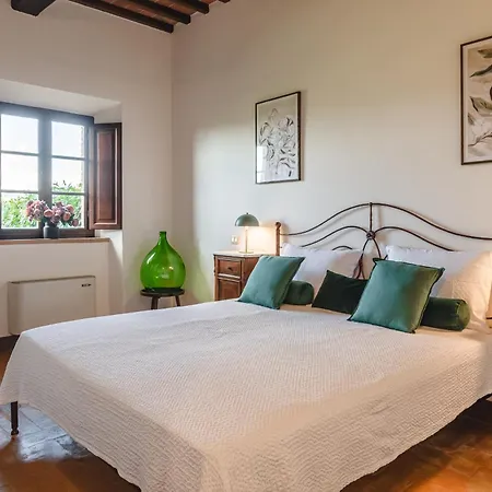 Anguria Fratta Garden Apartments, Shared Pool, Close To