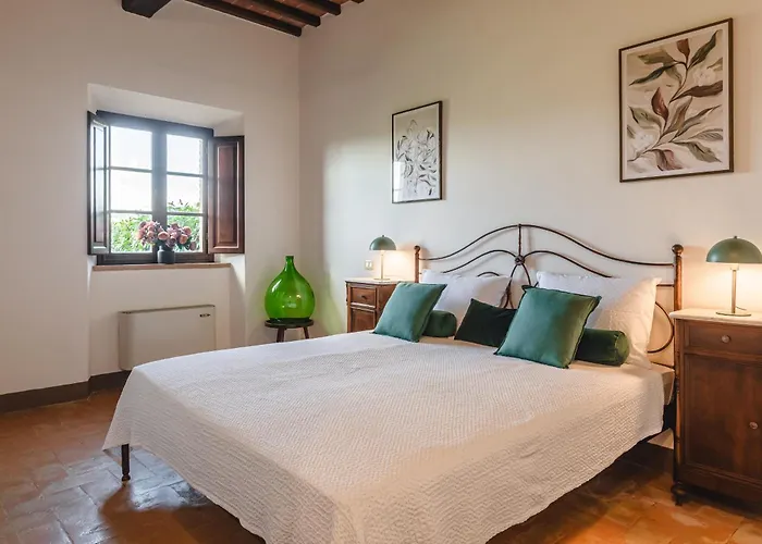 Anguria Fratta Garden Apartments, Shared Pool, Close To