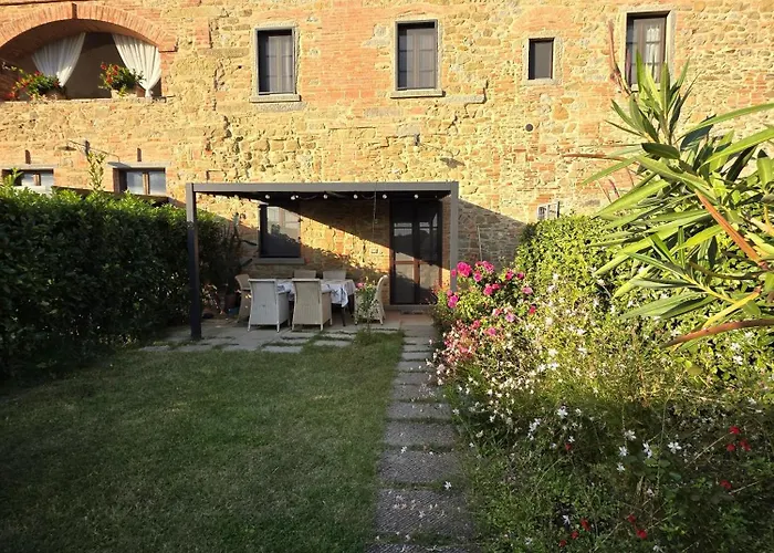 Anguria Fratta Garden Apartments, Shared Pool, Close To * كورتونا